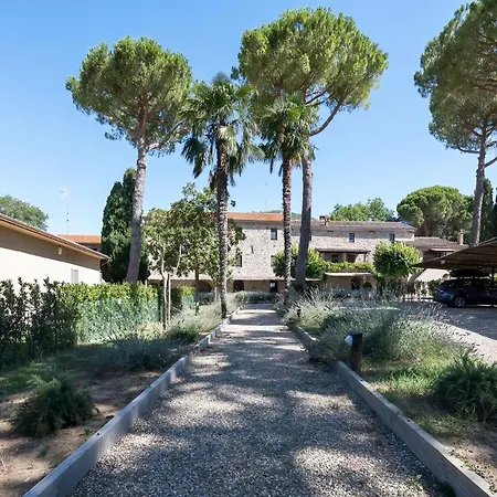 Guesthost - Dolce Far Niente With Pool & Parking Appartamento
