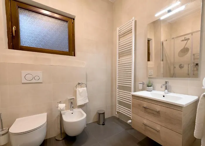 Guesthost - Dolce Far Niente With Pool & Parking アパート *