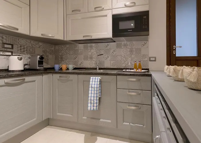 Guesthost - Dolce Far Niente With Pool & Parking * パッシニャーノ・スル・トラジメーノ